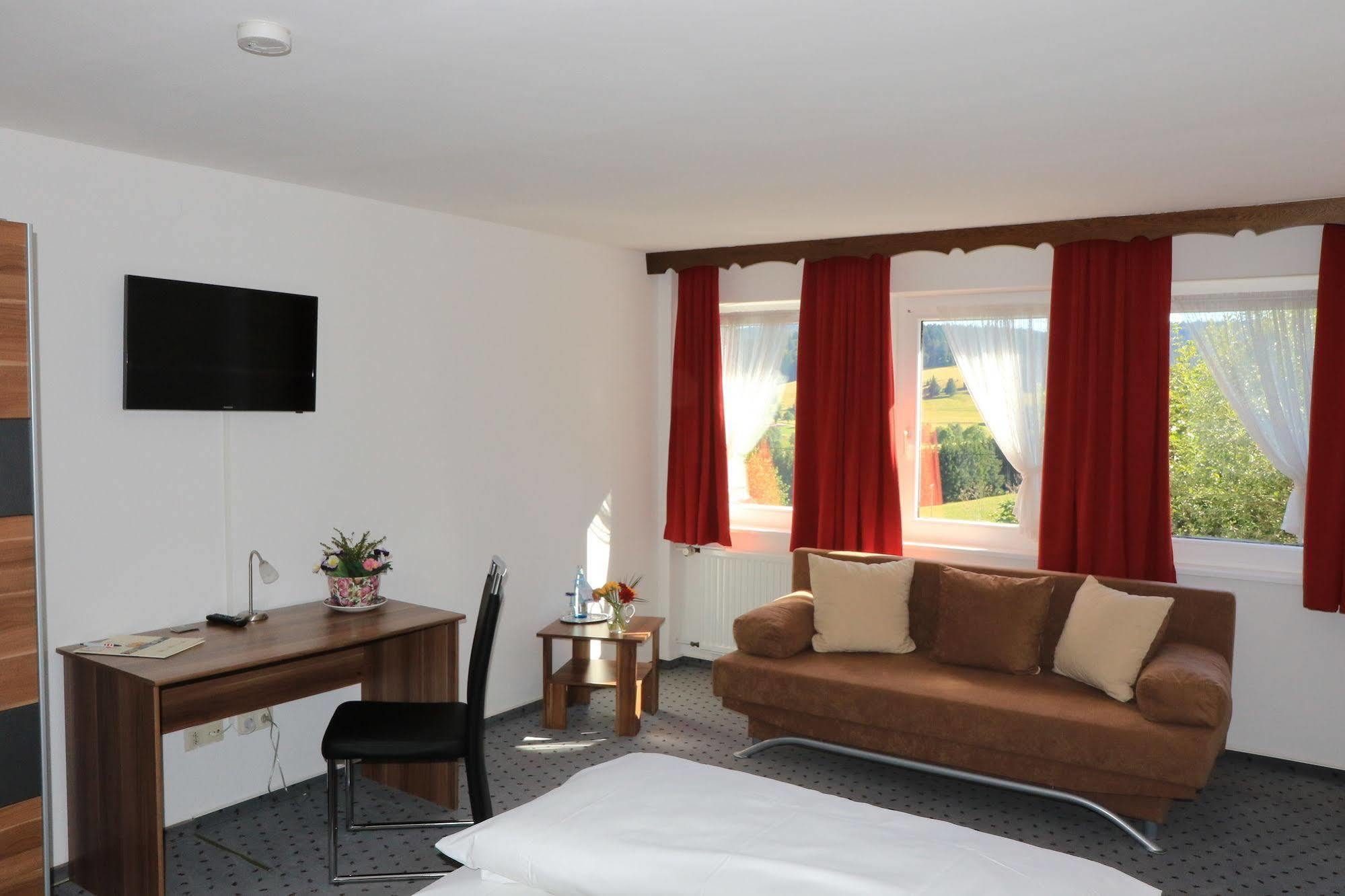 Hotel Landgasthof Adler Altenrond Luaran gambar