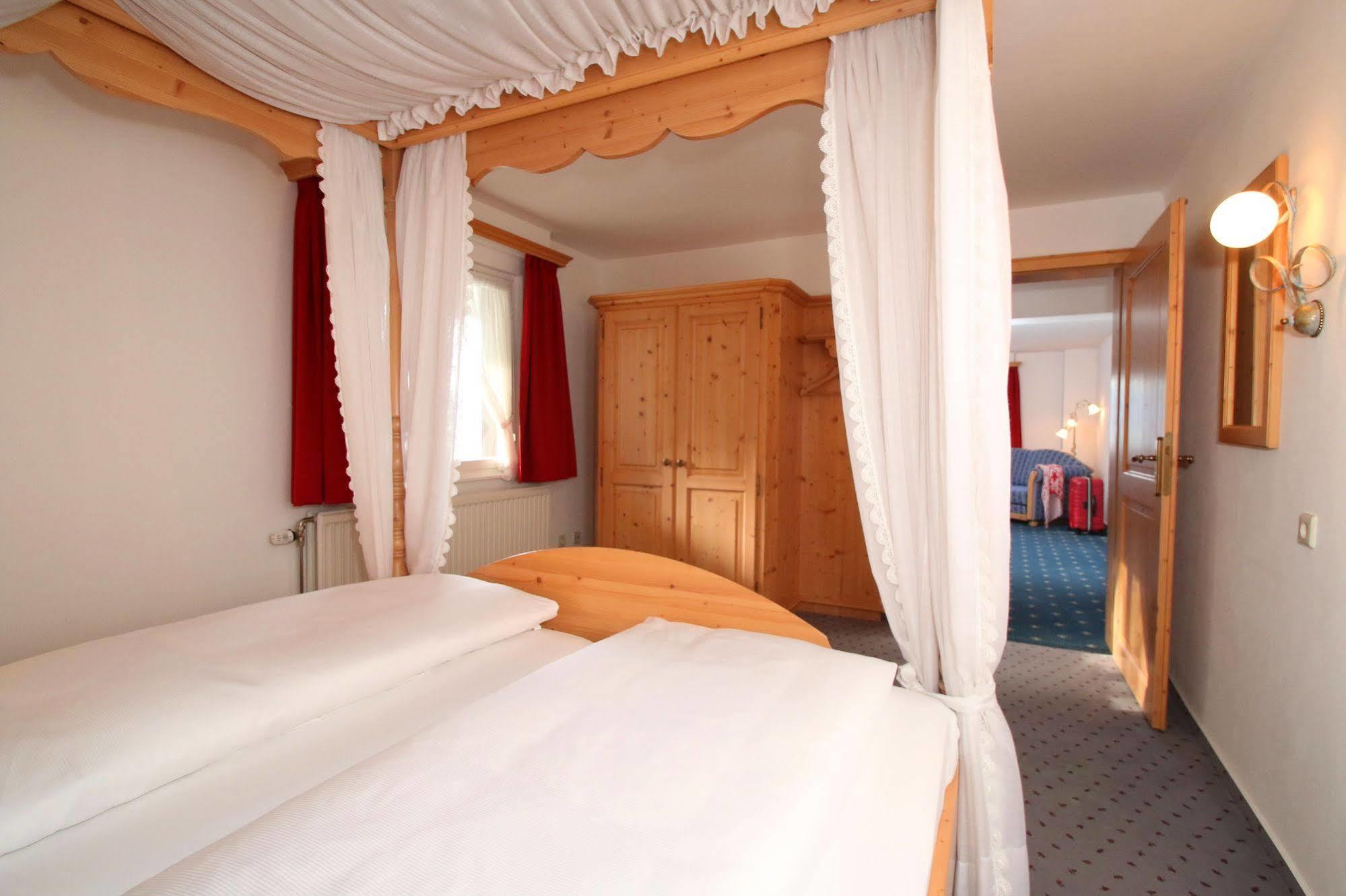 Hotel Landgasthof Adler Altenrond Luaran gambar